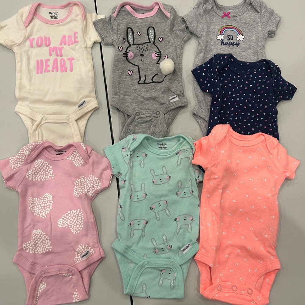Gerber Multicolor Baby Bodysuits Set